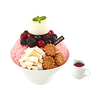 상큼 오미자 모찌 빙수 (Tangy Omija Mochi Bingsu)